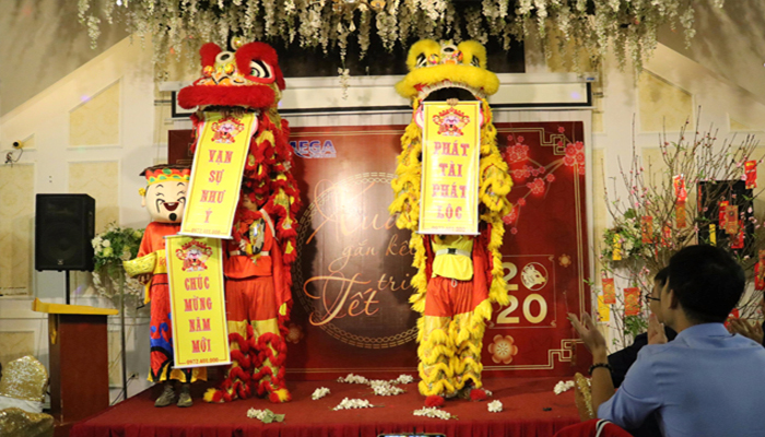 Meaningful best wishes to all employees and workers of the Company