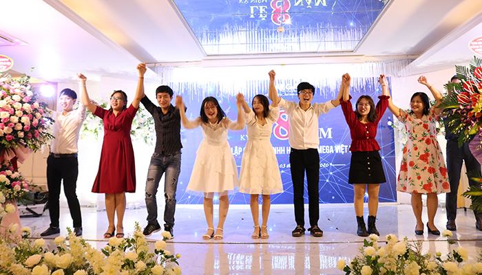 tireet mục nhảy hóa chất mega